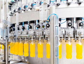 灌裝機(jī)在果汁飲料行業(yè)中的應(yīng)用
